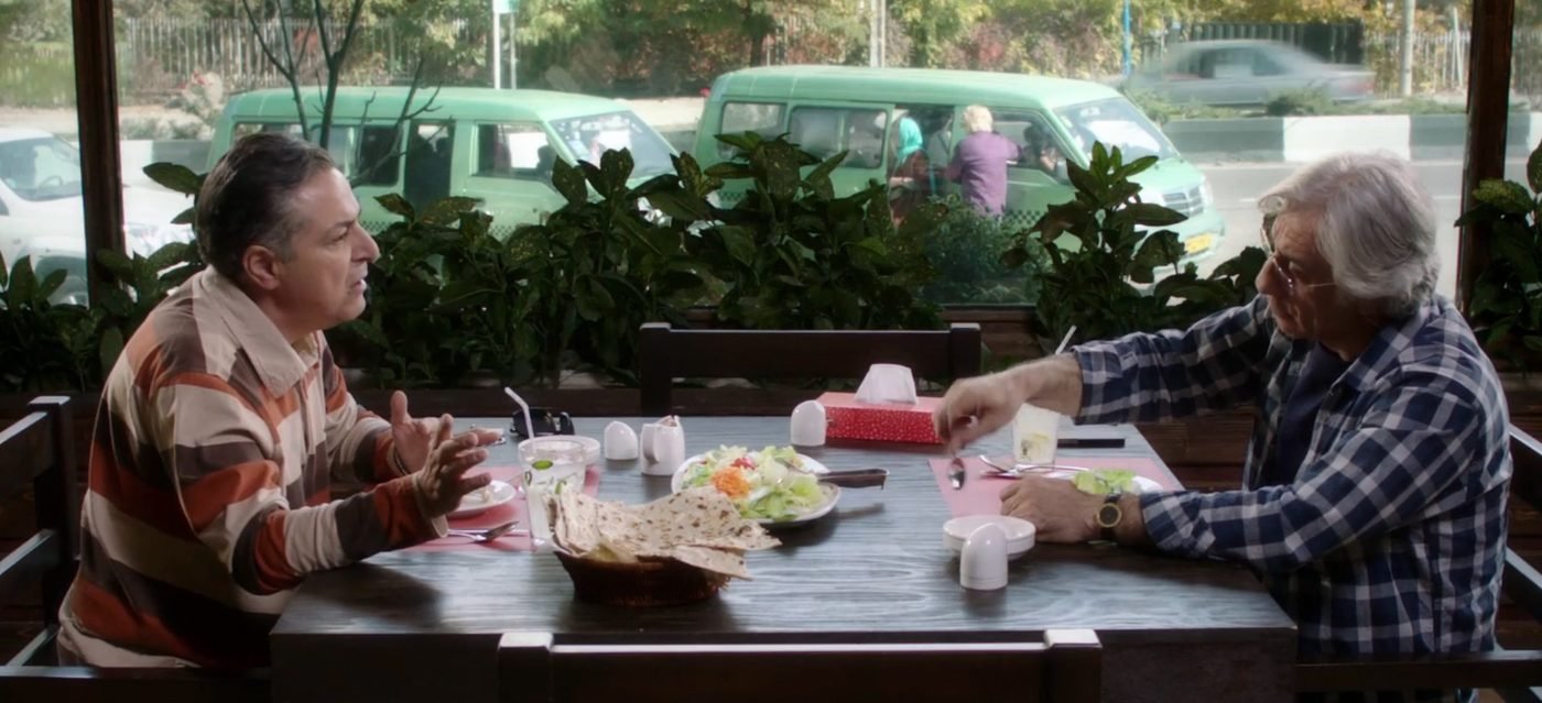 Kamshad Kooshan with Masoud Rayegan in Falling Leaves
